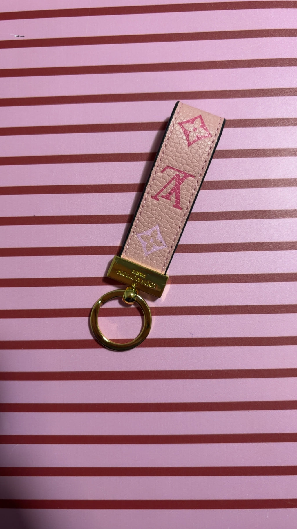 Ava Keychain