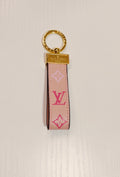 Ava Keychain